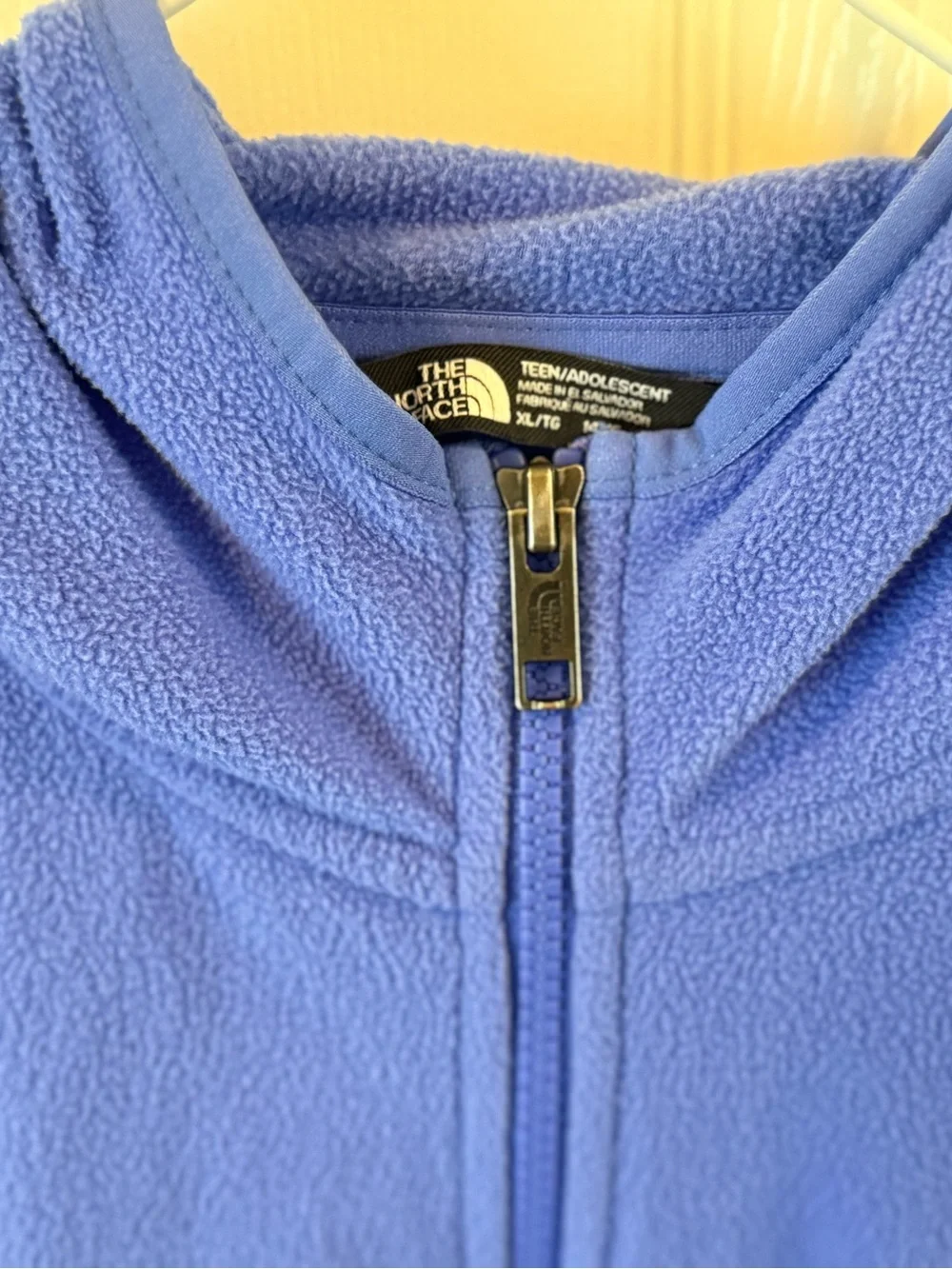 The North Face Girls XL Periwinkle Blue Fleece Full Zip Hooded Jacket